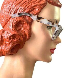 Betsey Johnson +2.00 Reading Glasses Readers Square White Tortoise Preppy Retro